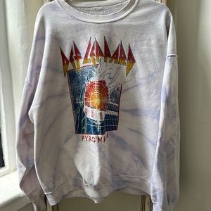 Oversized Urban Outfitters sweatshirt